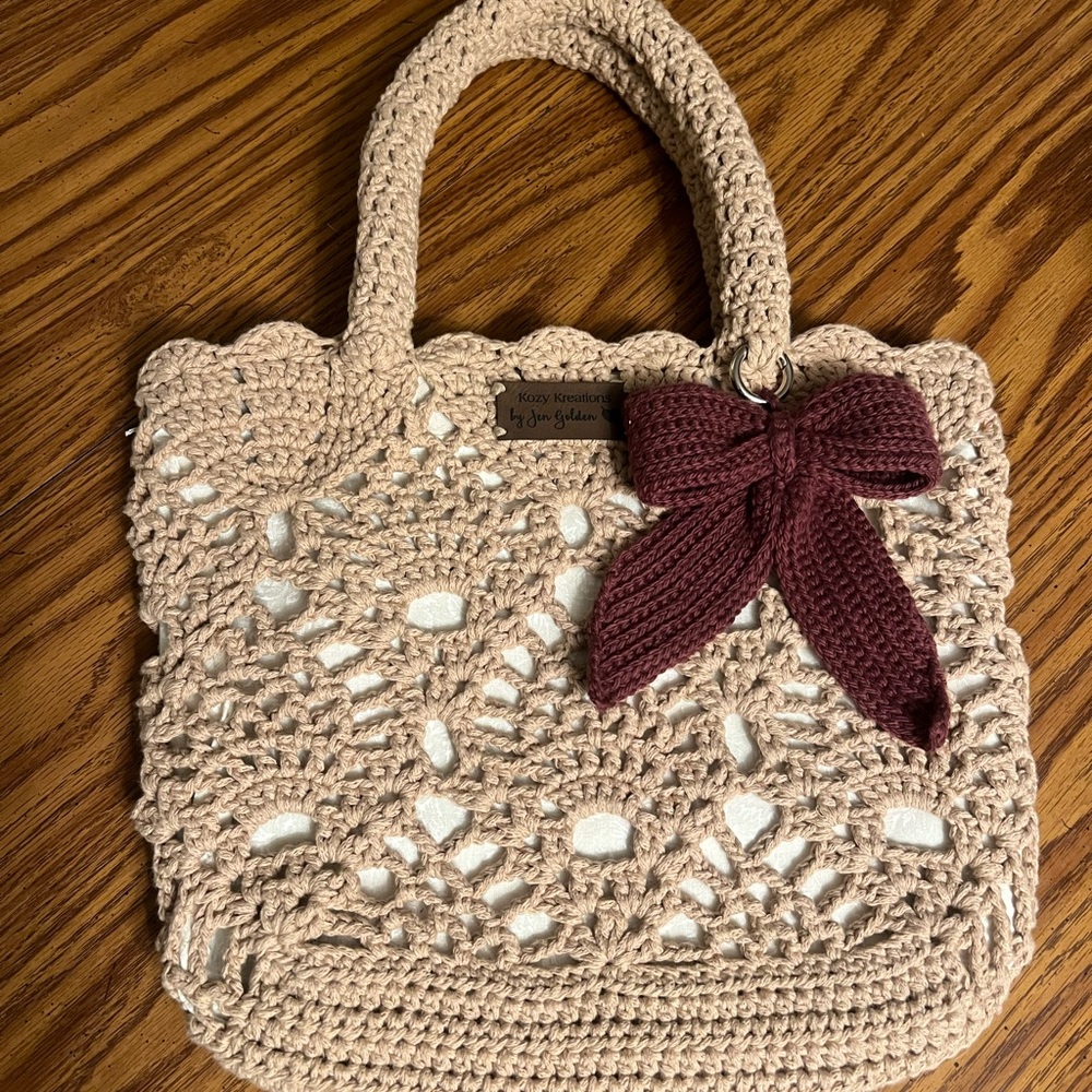Elegant Tan Crochet Tote with Burgundy Bow